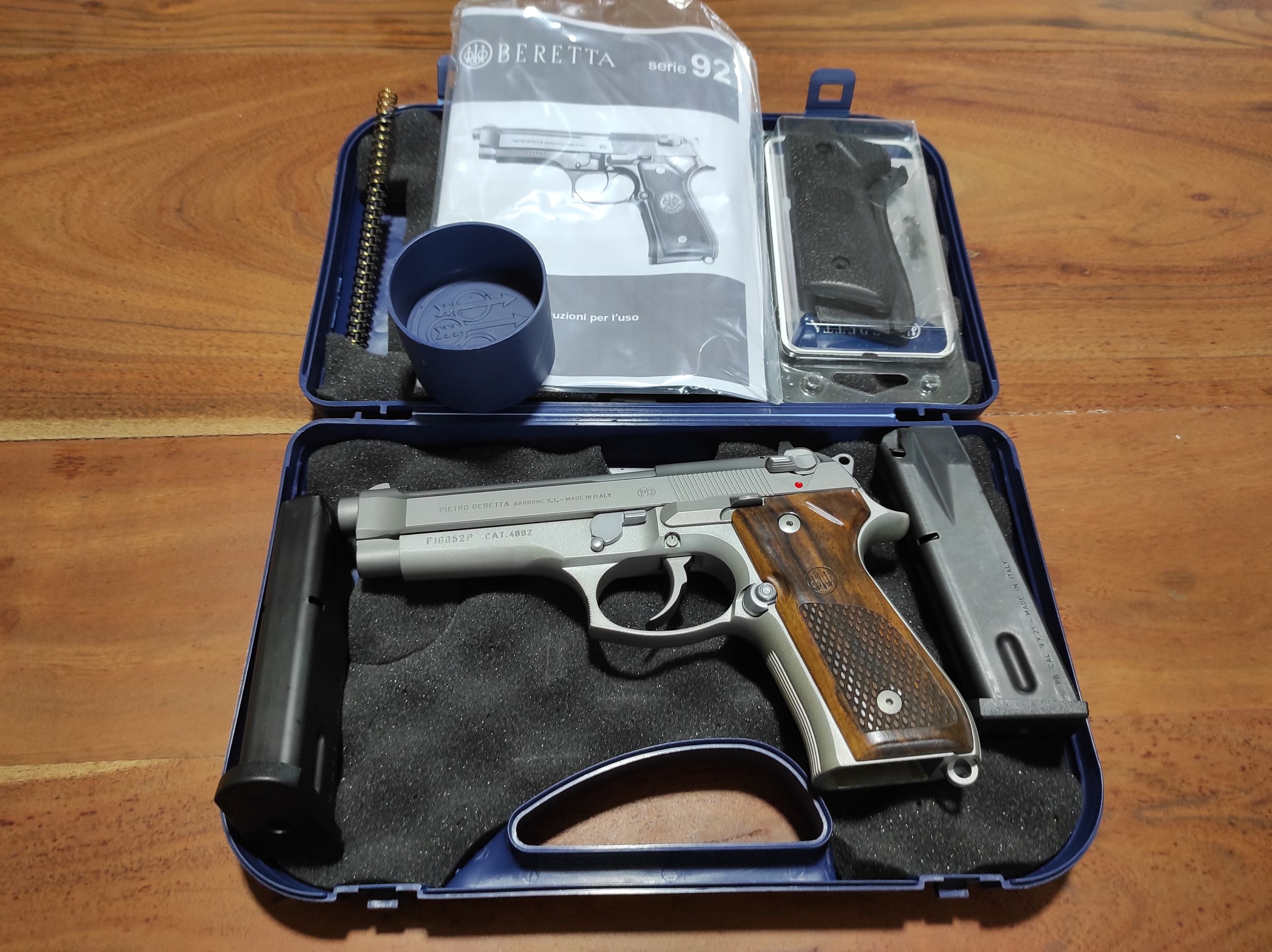 Beretta 98 inox, foto 3