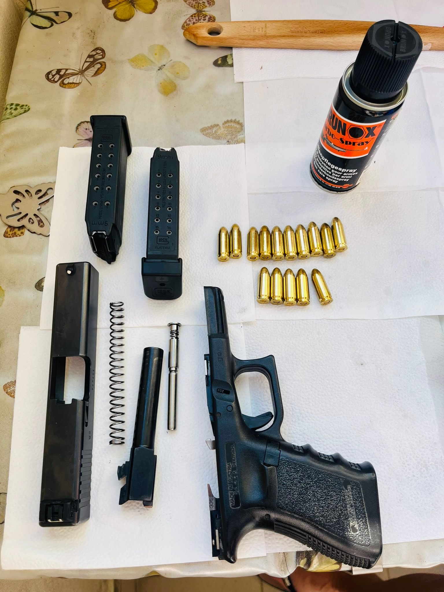 Pistola Glock 9x21 19, foto 2