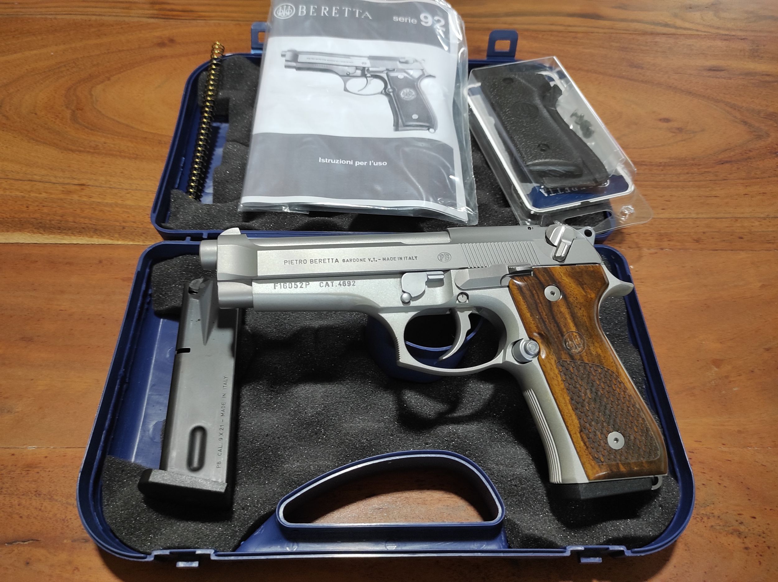 Beretta 98 inox, foto 4