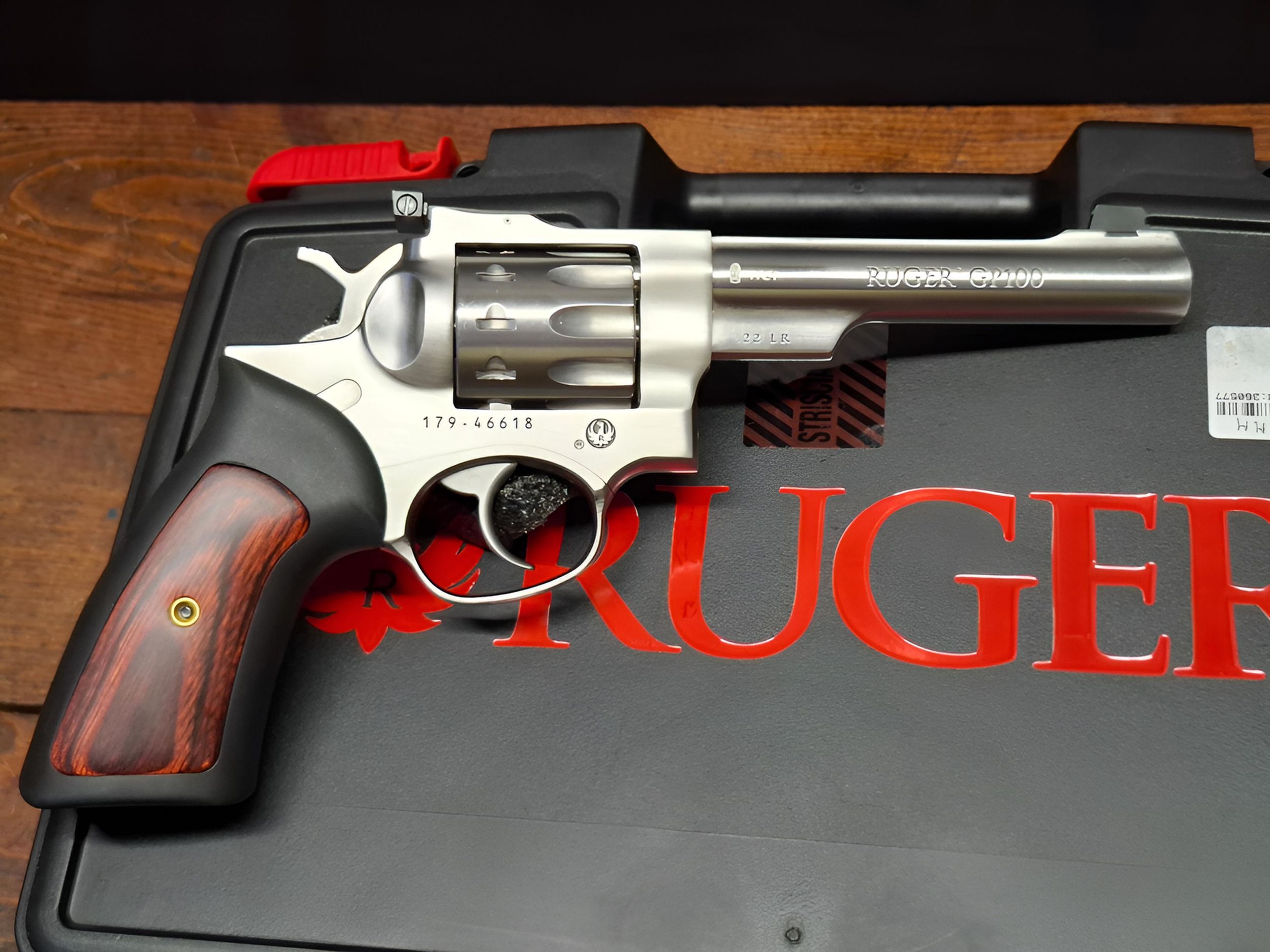 Ruger GP 100 - 22 LR, foto 2